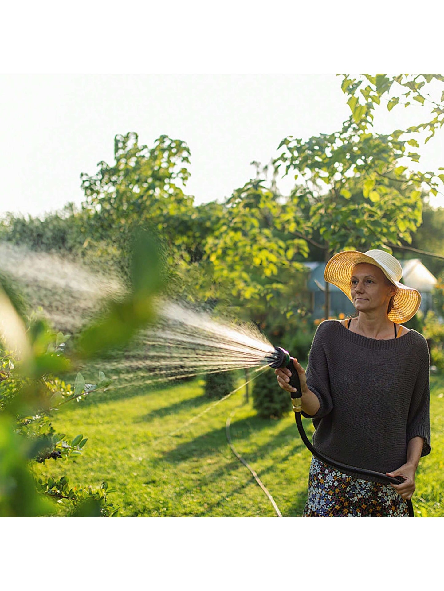 Revolutionary Flexible Garden Hose with Function Nozzle – Available in 25Ft, 50Ft, 75Ft, and 100Ft – Lightweight, Kink-Free Design with Durable Solid Brass Fittings!